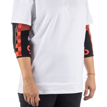 SERYT Flow Elbow Pads Checker Red
